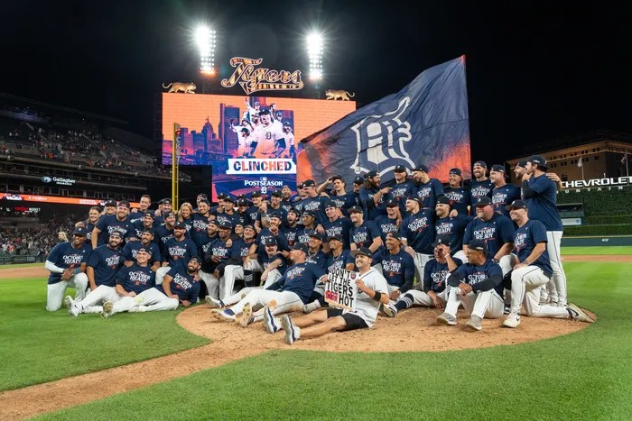 “I don’t know who, but somebody let the Tigers get hot”: Detroit celebrates first playoff appearance since&nbsp;2014