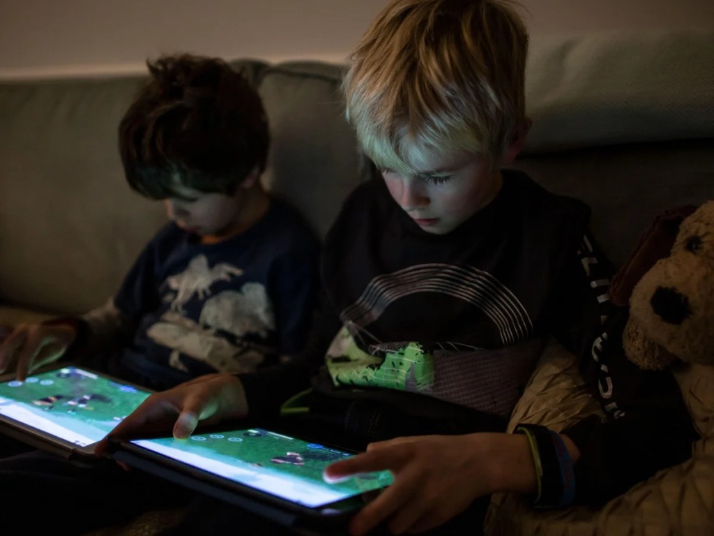 Roblox faces scrutiny as child safety risks, predator activity, child abductions&nbsp;rise